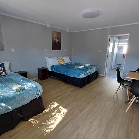 Gothic Heights Motel Крайстчърч Екстериор снимка