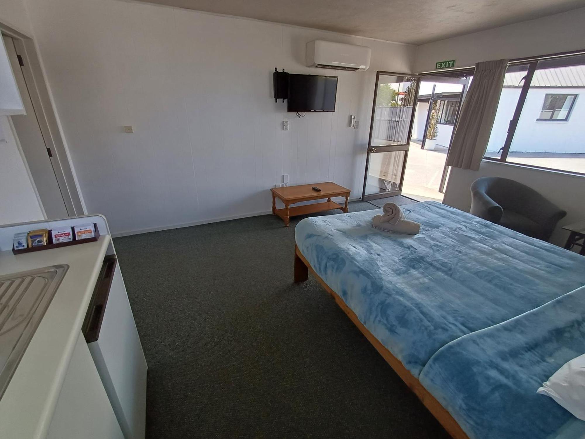 Gothic Heights Motel Крайстчърч Стая снимка