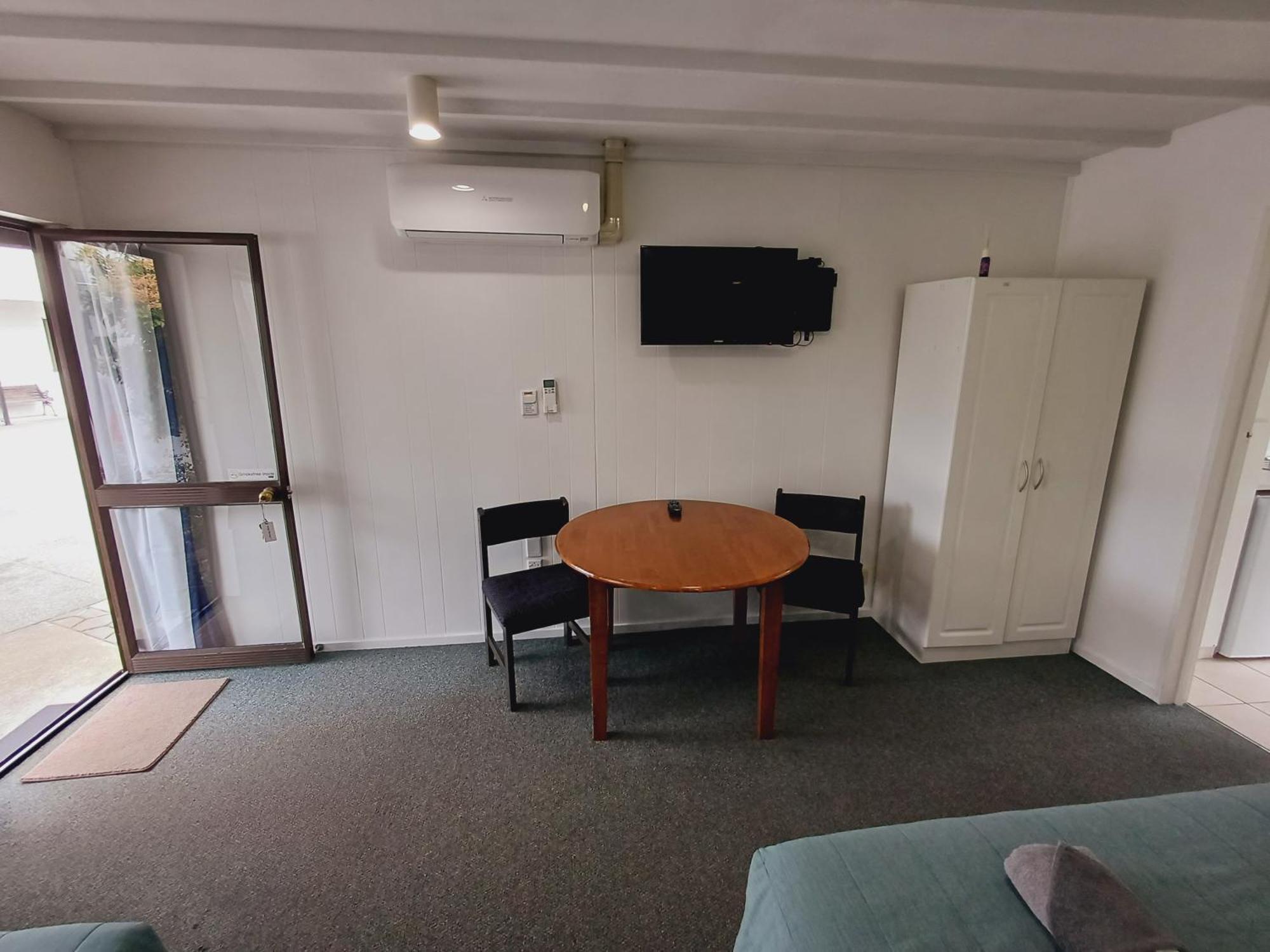 Gothic Heights Motel Крайстчърч Стая снимка
