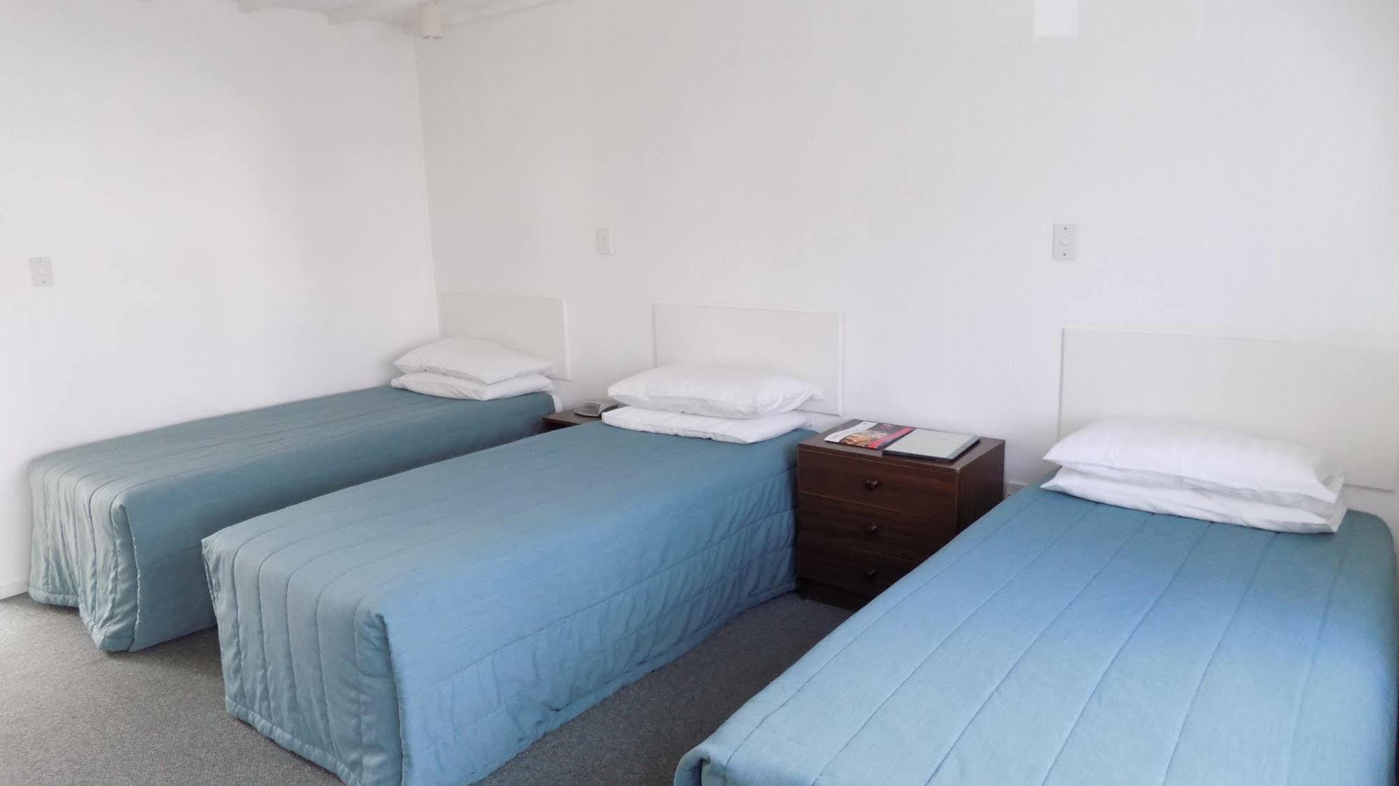 Gothic Heights Motel Крайстчърч Екстериор снимка