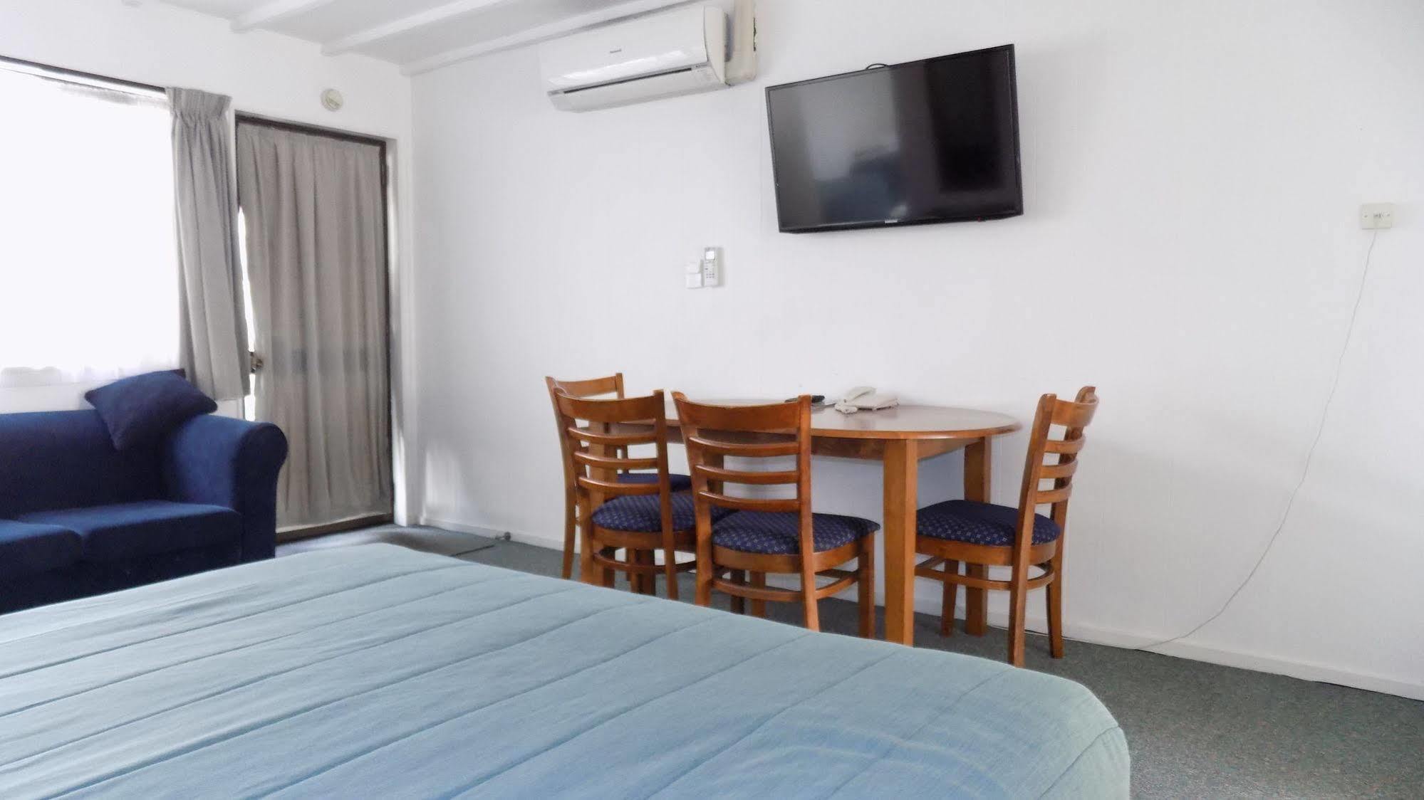 Gothic Heights Motel Крайстчърч Екстериор снимка